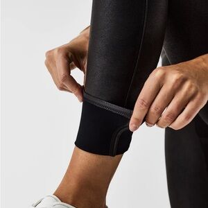 Brand NEW // SPANX shape Faux Leather
Fleece Lined Leggings